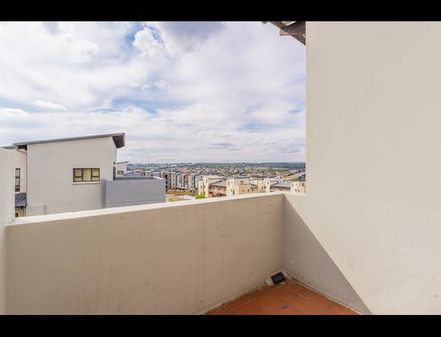 2 BEDROOM APARTMENT FOR SALE IN BARBEQUE DOWNS
